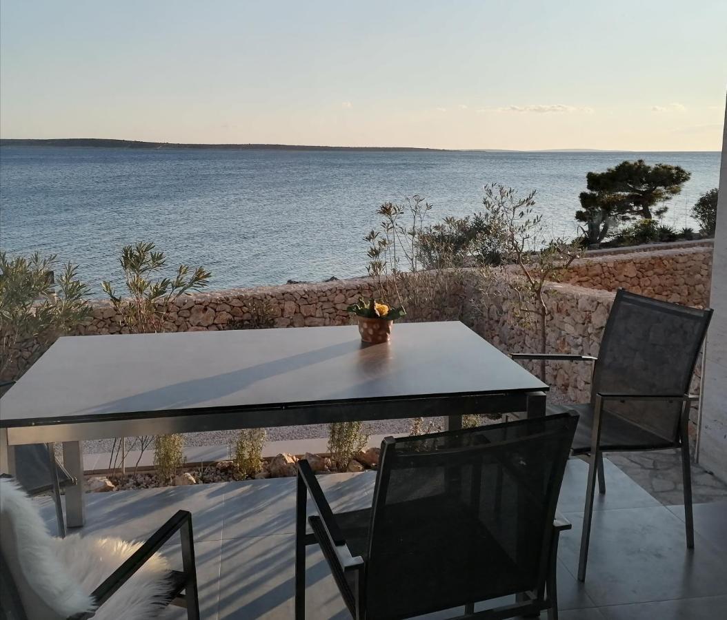 Bella Mare Lägenhet Mandre Exteriör bild