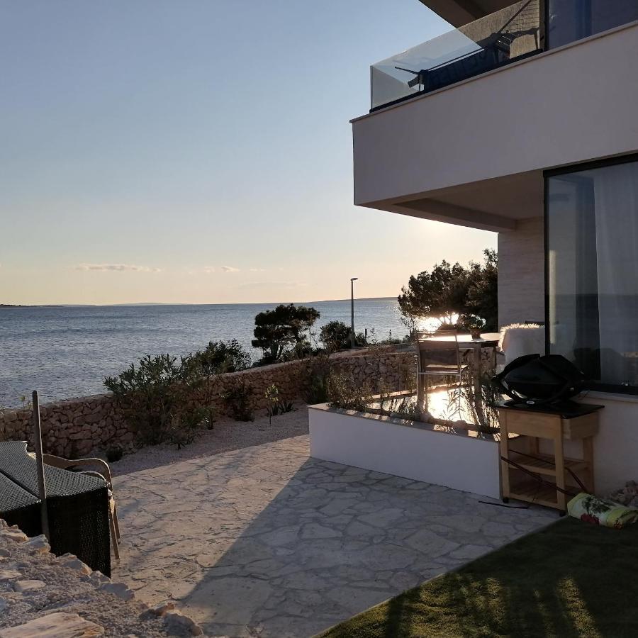 Bella Mare Lägenhet Mandre Exteriör bild